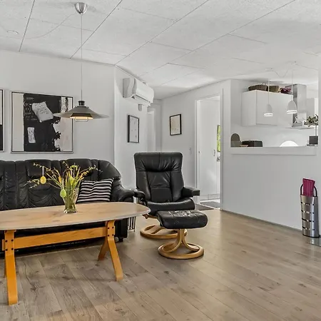 Casa vacanze Artan - 2-6km From The Sea In Western Jutland By Interhome *