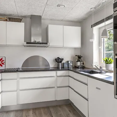 Artan - 2-6km From The Sea By Interhome