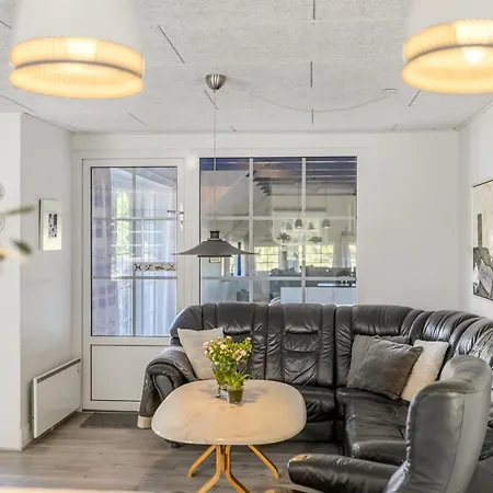 別荘 Artan - 2-6km From The Sea By Interhome *