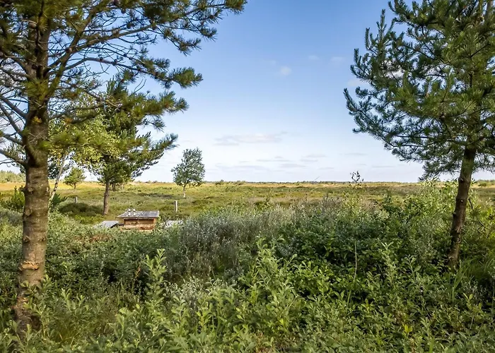 Artan - 2-6km From The Sea By Interhome