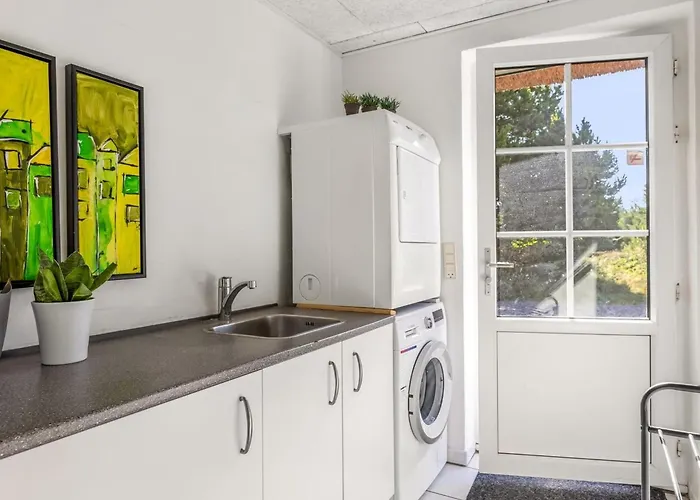 Artan - 2-6km From The Sea By Interhome